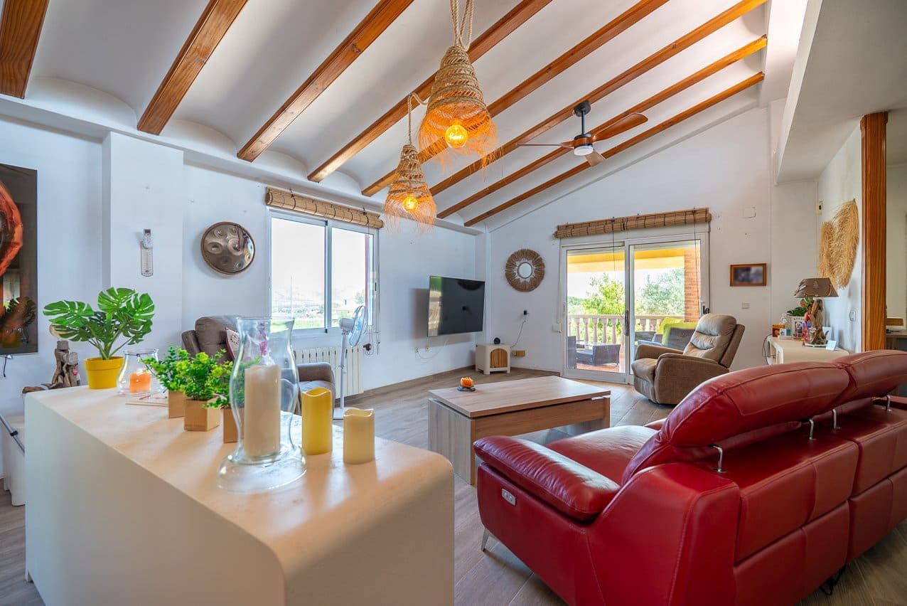 4 chambre Finca/Maison de Campagne à vendre à Villena avec piscine - 399 000 € (Ref: 9956700)