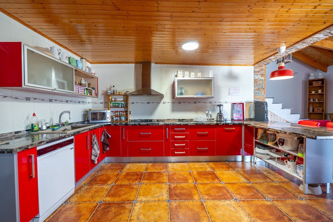 4 chambre Finca/Maison de Campagne à vendre à Villena avec piscine - 399 000 € (Ref: 9956700)
