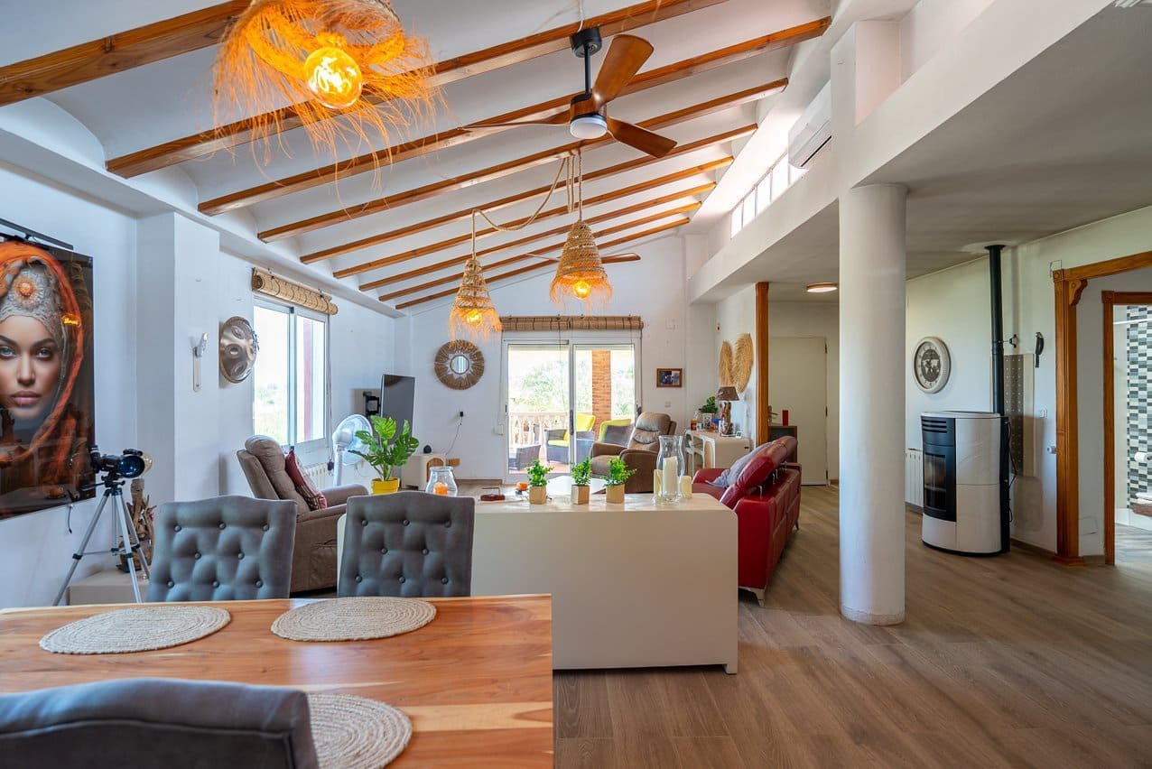 4 chambre Finca/Maison de Campagne à vendre à Villena avec piscine - 399 000 € (Ref: 9956700)