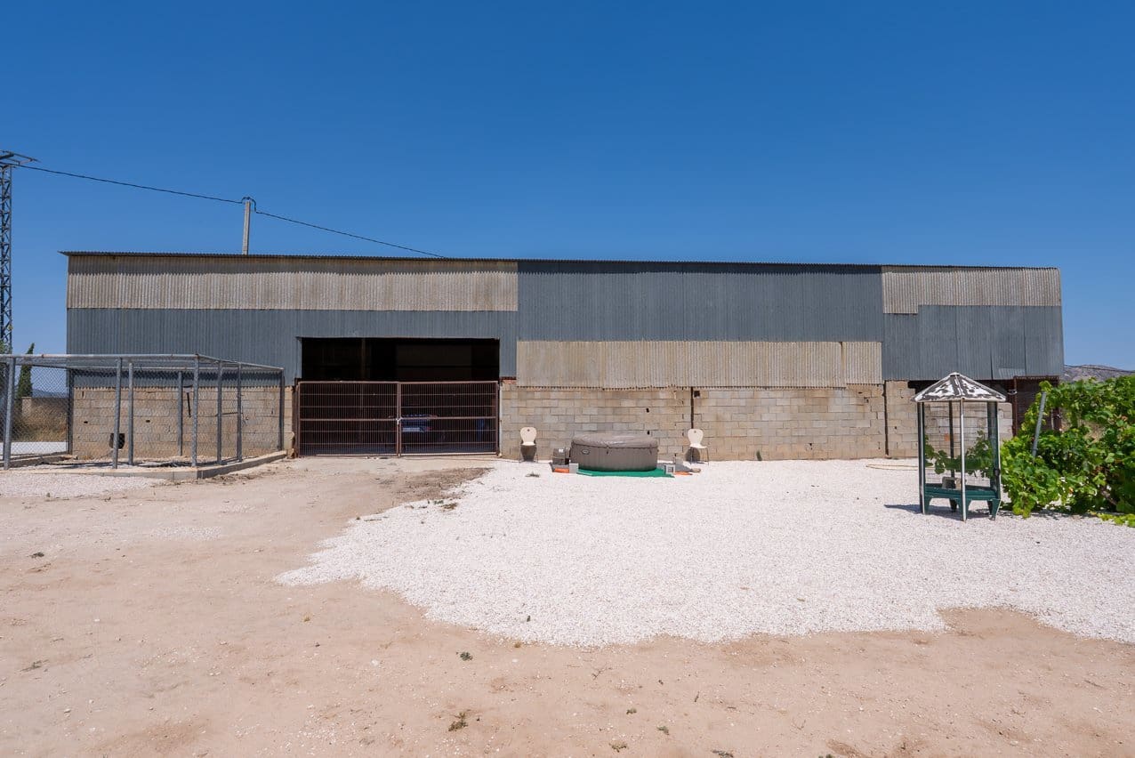4 chambre Finca/Maison de Campagne à vendre à Villena avec piscine - 399 000 € (Ref: 9956700)