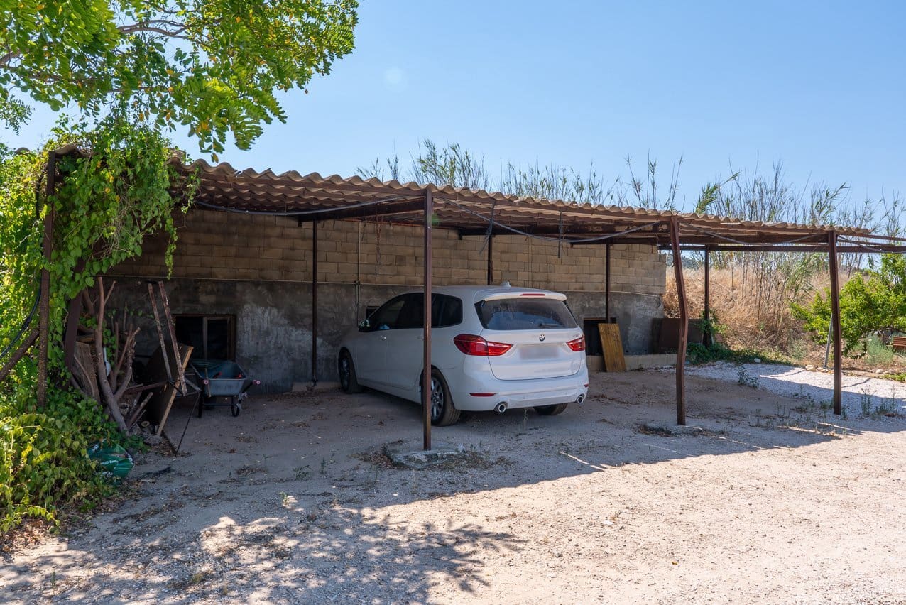 4 chambre Finca/Maison de Campagne à vendre à Villena avec piscine - 399 000 € (Ref: 9956700)