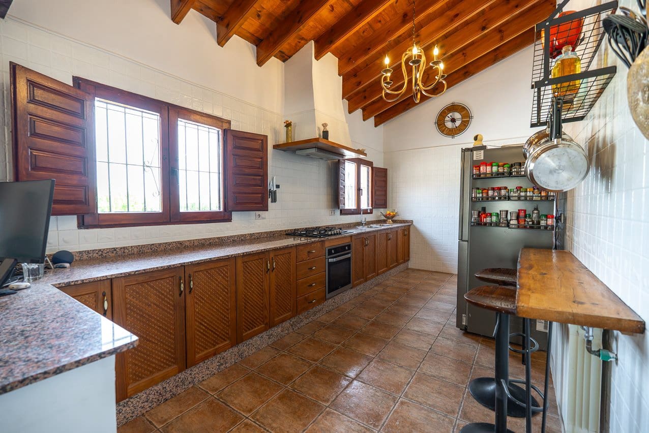 3 soveværelse Villa til salg i Canada de la Lena med swimmingpool - € 435.000 (Ref: 9978075)