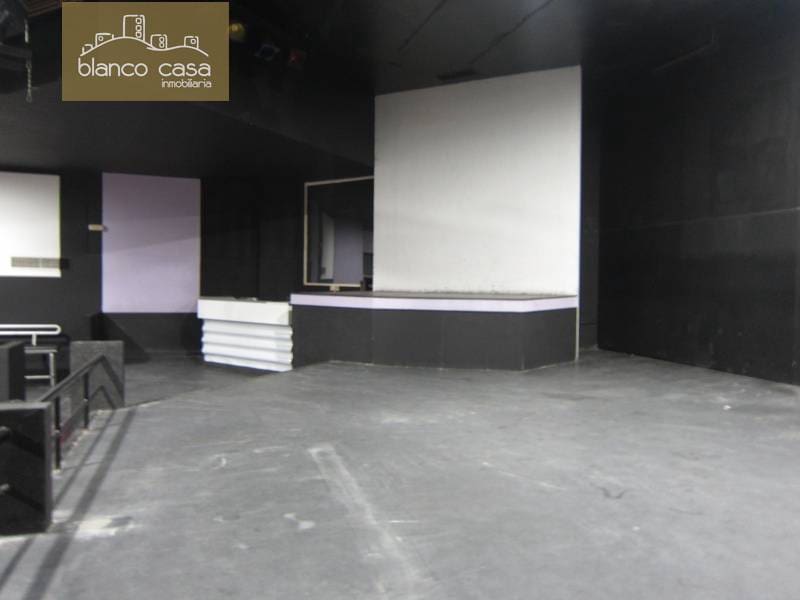 Erhverv til leje i Carballo - € 1.300 (Ref: 2400502)