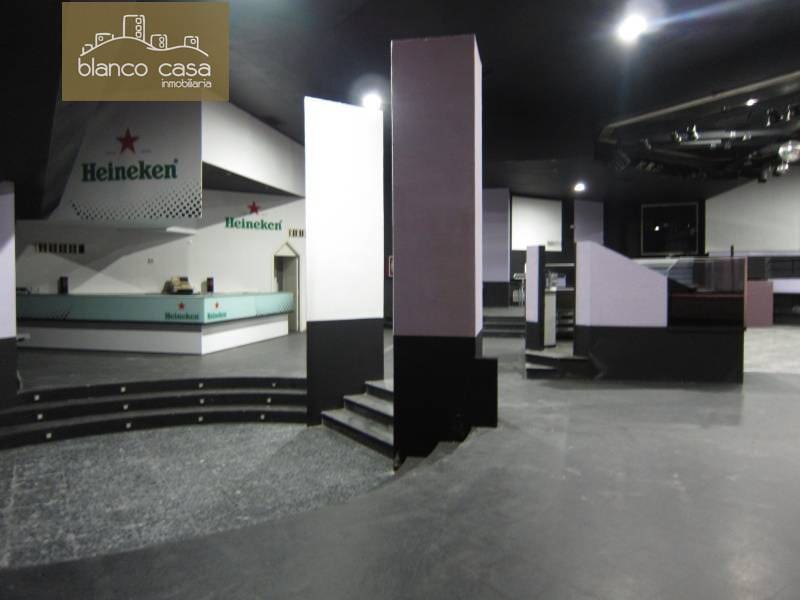 Erhverv til leje i Carballo - € 1.300 (Ref: 2400502)