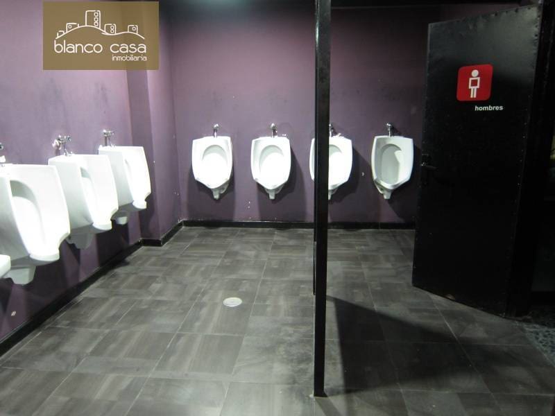 Erhverv til leje i Carballo - € 1.300 (Ref: 2400502)