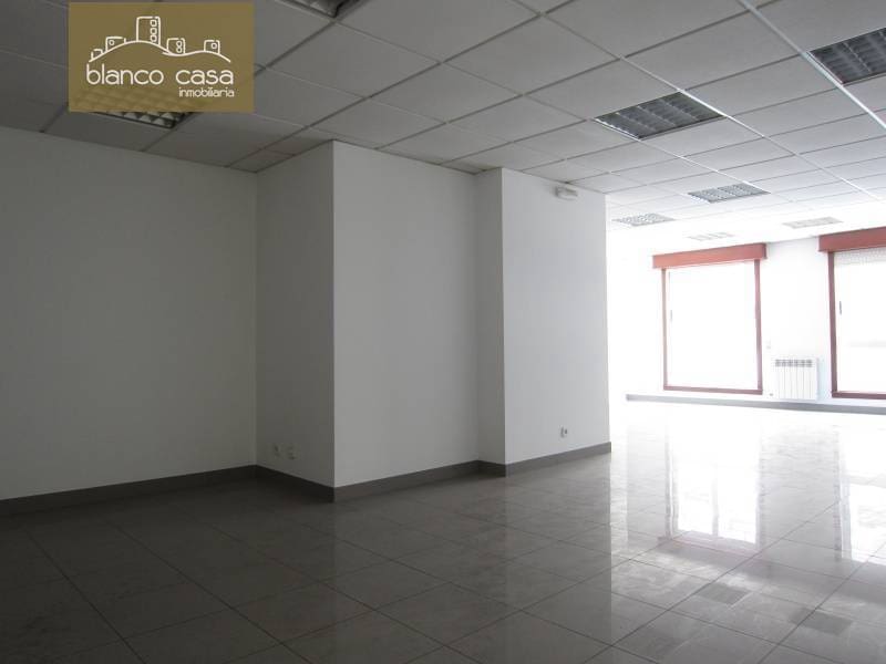 Kontor att hyra i Carballo - 400 € (Ref: 2557861)