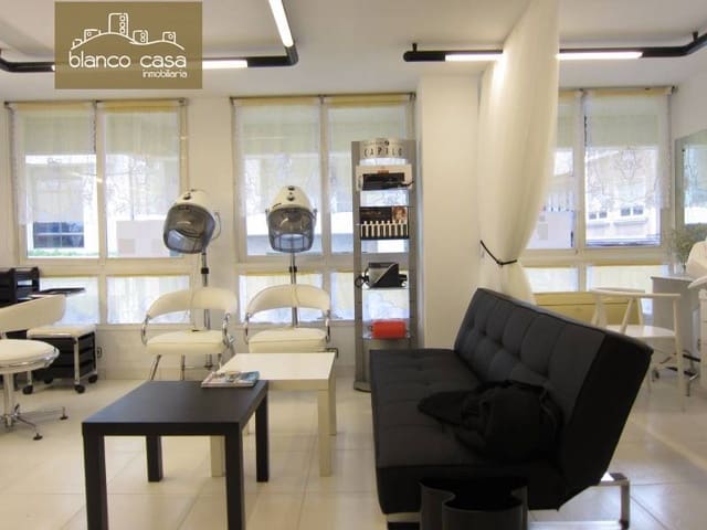 Azienda da affittare in Carballo - 400 € (Rif: 2557869)