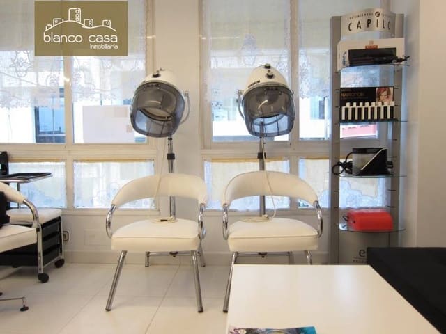 Azienda da affittare in Carballo - 400 € (Rif: 2557869)