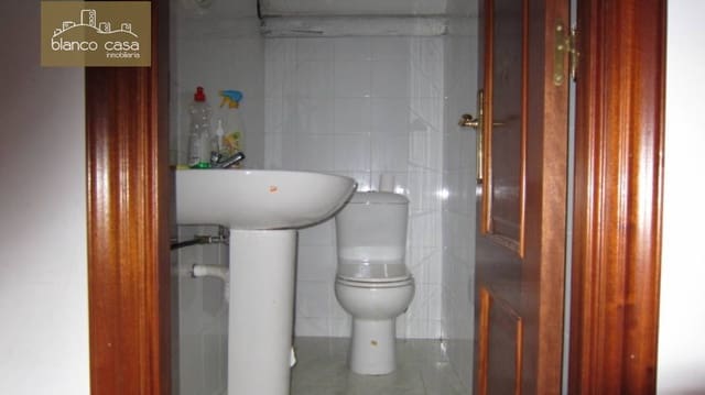 Commerciale da affittare in Carballo - 500 € (Rif: 3424994)