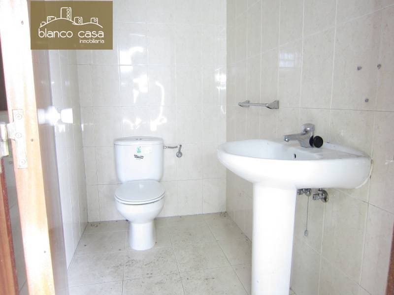 Commerciale da affittare in Carballo - 400 € (Rif: 3425002)