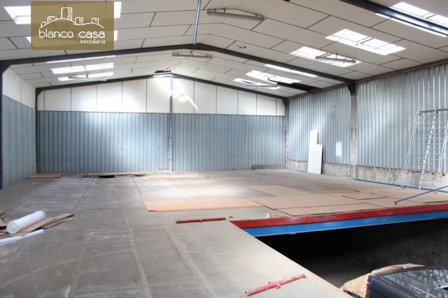 Negocio en Carballo en alquiler - 800 € (Ref: 3795050)