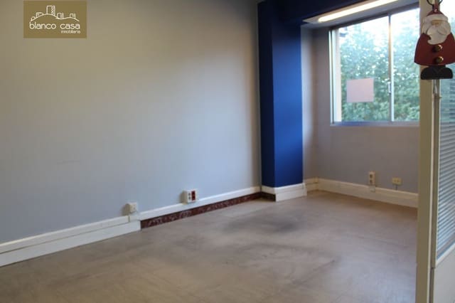 Commerciale da affittare in Carballo - 450 € (Rif: 3795074)