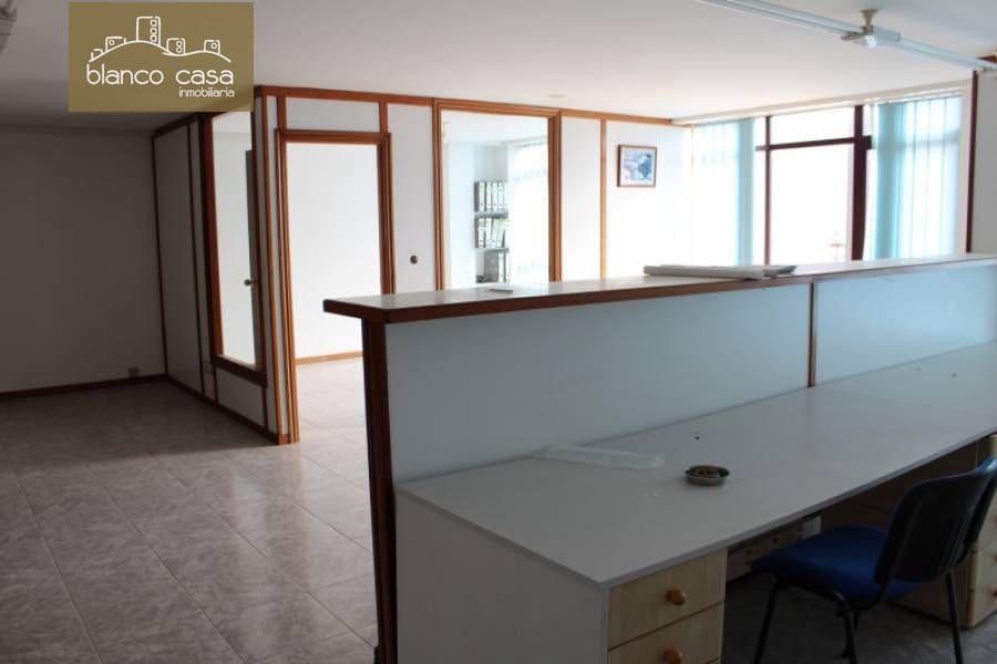 Ufficio da affittare in Carballo - 450 € (Rif: 3890609)
