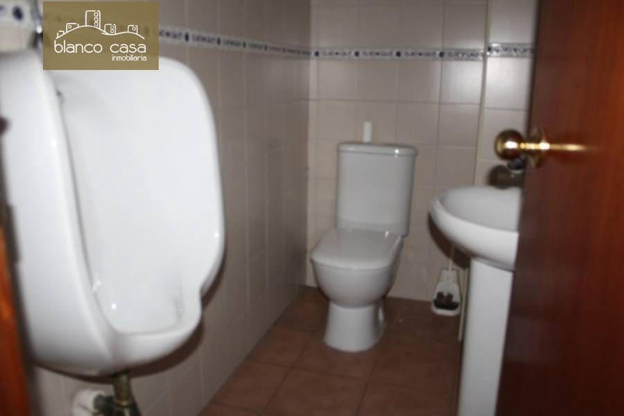 Ufficio da affittare in Carballo - 450 € (Rif: 3890609)