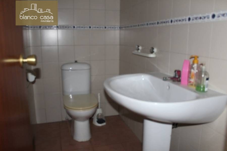 Ufficio da affittare in Carballo - 450 € (Rif: 3890609)