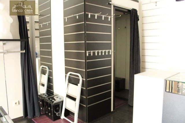 Commerciale da affittare in Carballo - 800 € (Rif: 4002765)