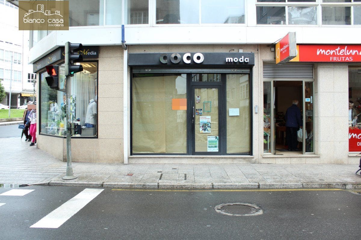 Commercial for rent in Carballo - € 800 (Ref: 4002765)