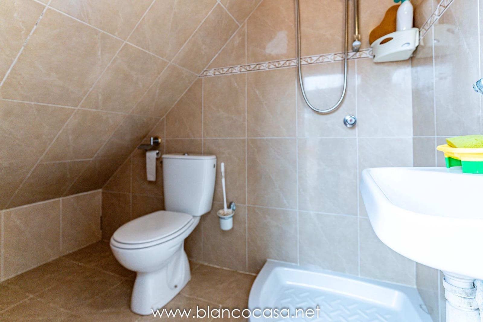 5 soverom Villa til salgs i Cabana med garasje - € 309 990 (Ref: 9383360)