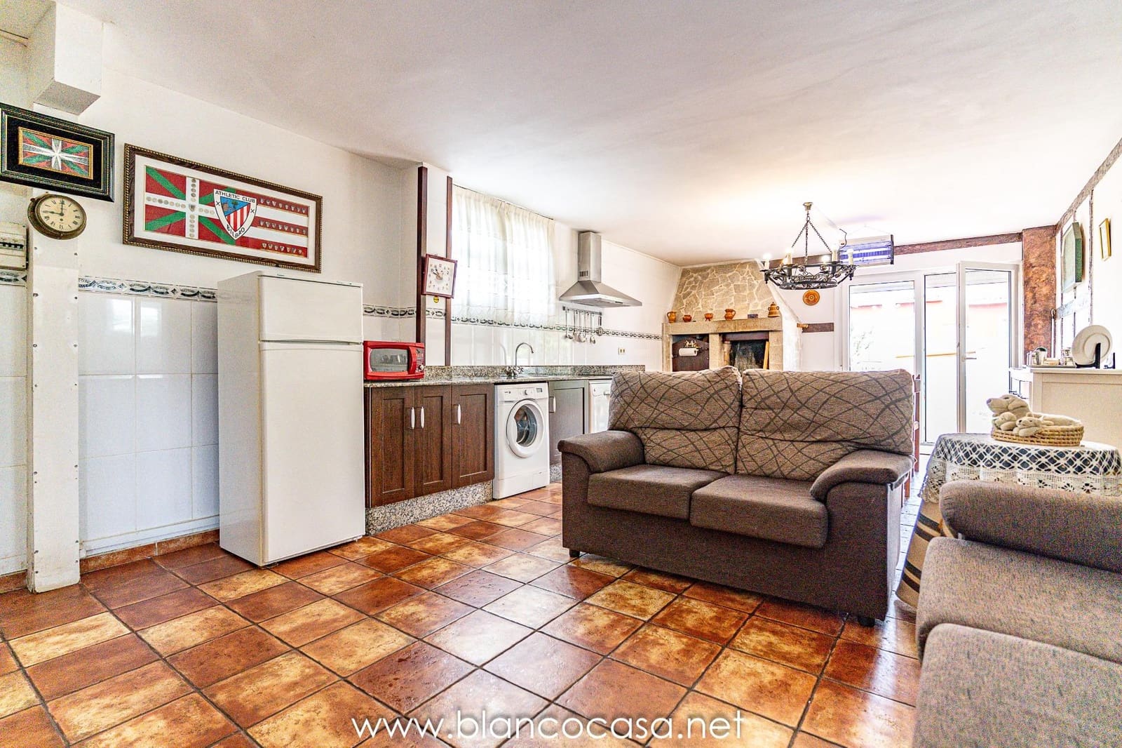 5 soverom Villa til salgs i Cabana med garasje - € 309 990 (Ref: 9383360)