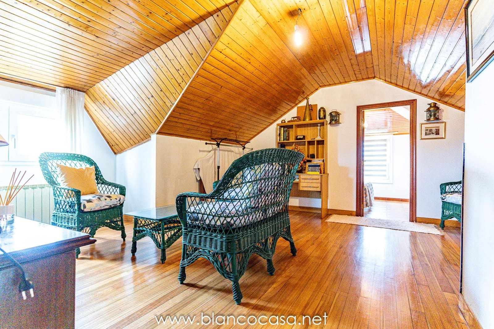 5 soverom Villa til salgs i Cabana med garasje - € 309 990 (Ref: 9383360)