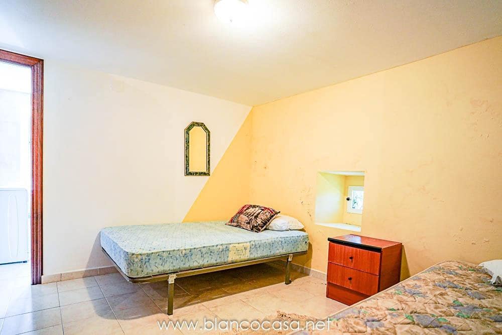 4 sovrum Hus till salu i Corme - 74 990 € (Ref: 9383362)