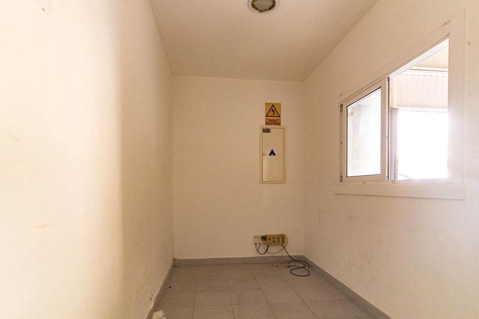 Yritys vuokrattavana paikassa Carballo - 550 € (Ref: 9383366)