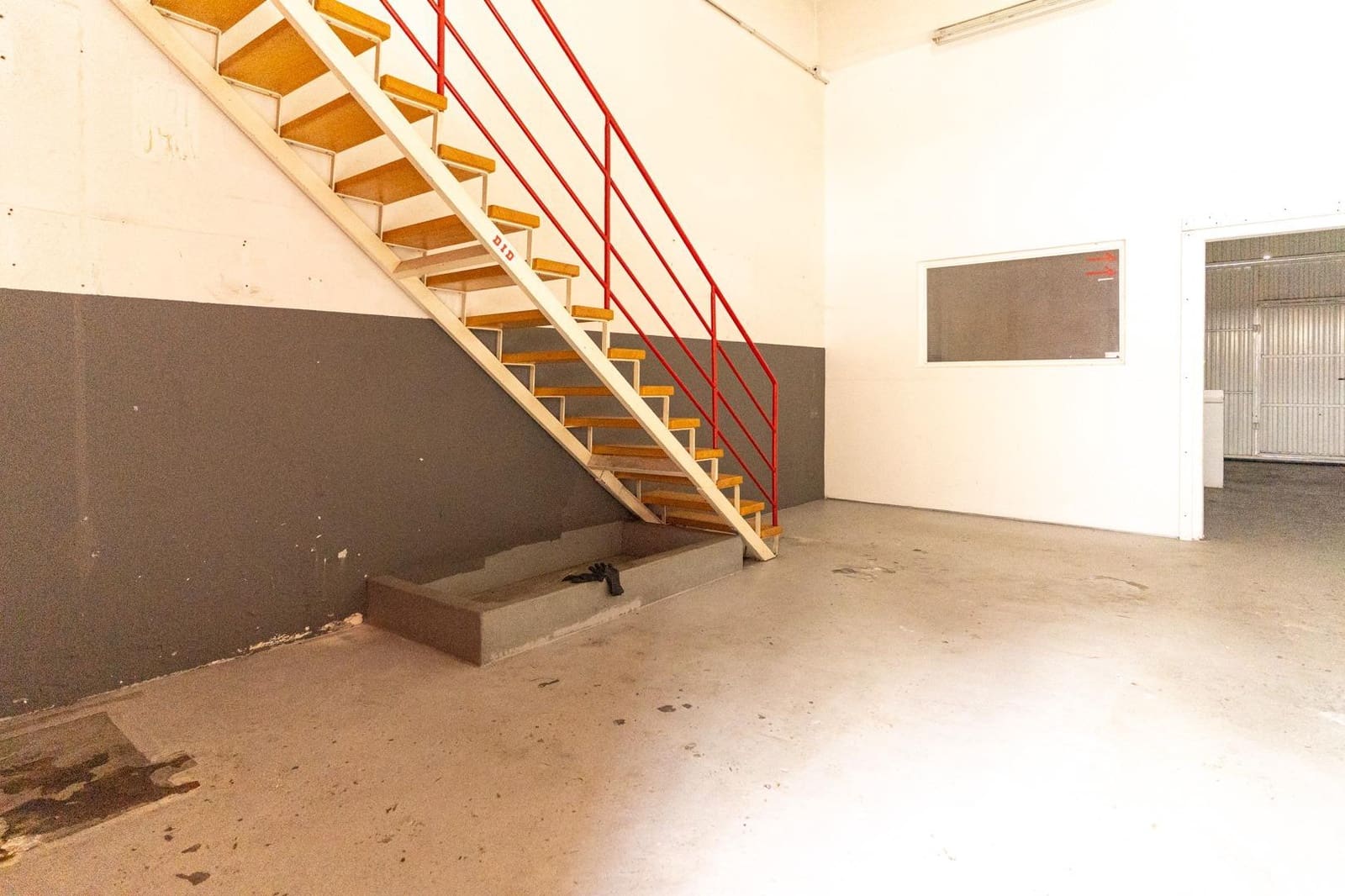 Yritys vuokrattavana paikassa Carballo - 550 € (Ref: 9383366)