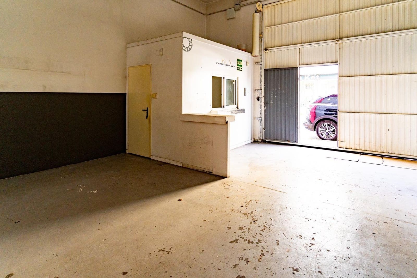 Yritys vuokrattavana paikassa Carballo - 550 € (Ref: 9383366)