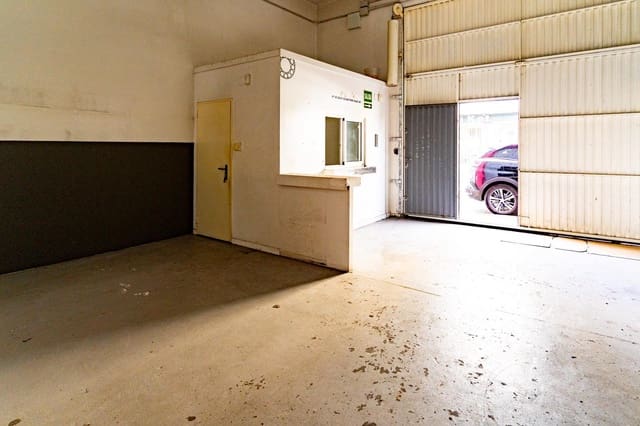 Firma/Unternehmen zu vermieten in Carballo - 550 € (Ref: 9383366)