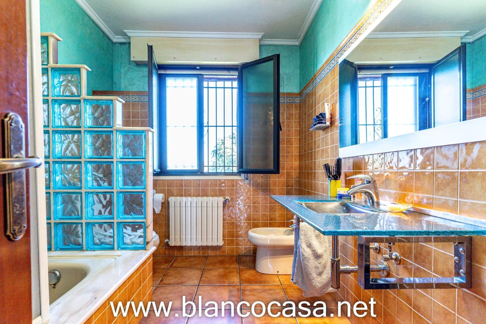 4 sovrum Finca/Hus på landet till salu i Carballo - 268 900 € (Ref: 9383367)