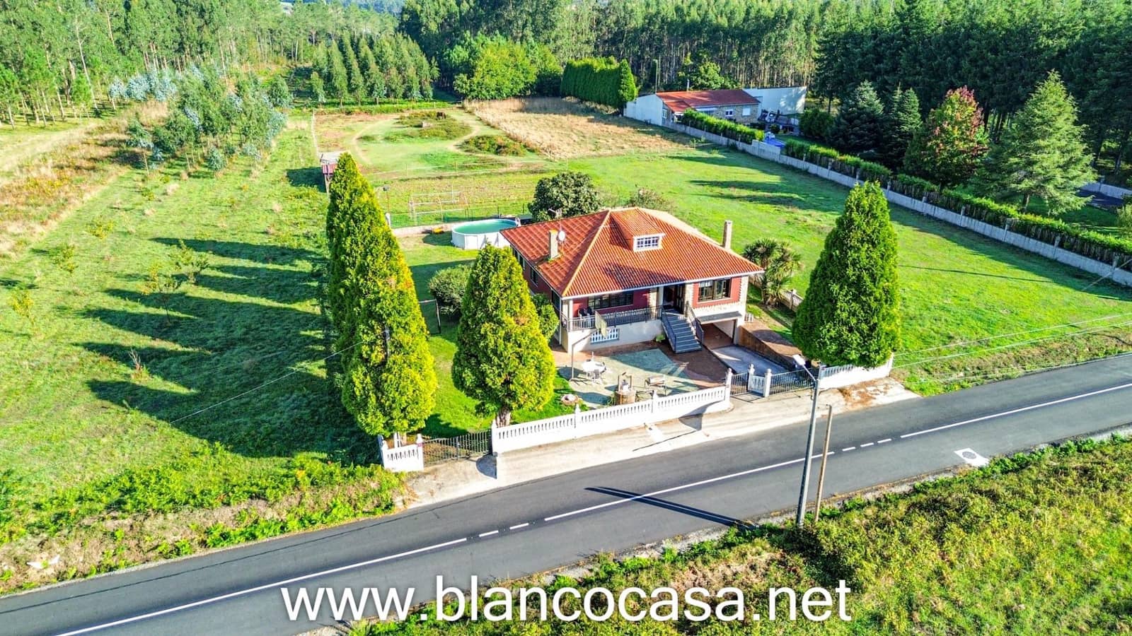 4 sovrum Finca/Hus på landet till salu i Carballo - 268 900 € (Ref: 9383367)