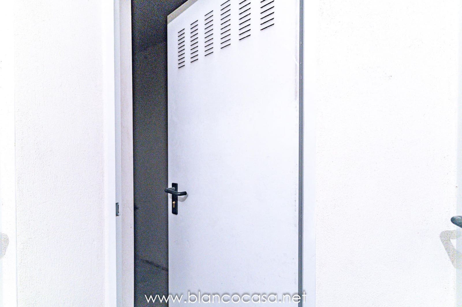 1 Zimmer Wohnung zu verkaufen in Carballo mit Garage - 112.500 € (Ref: 9383369)