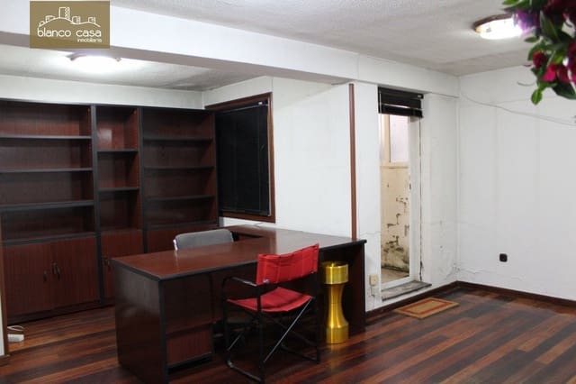 Kontor til salgs i Carballo - € 24 000 (Ref: 9383370)