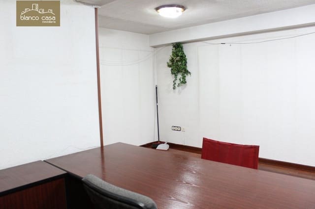 Kontor til salgs i Carballo - € 24 000 (Ref: 9383370)