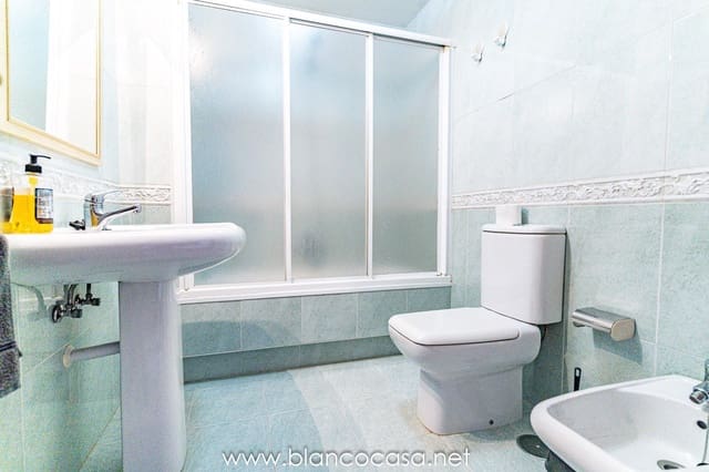 2 sypialnia Mieszkanie do wynajęcia w Carballo - 500 € (Ref: 9383371)