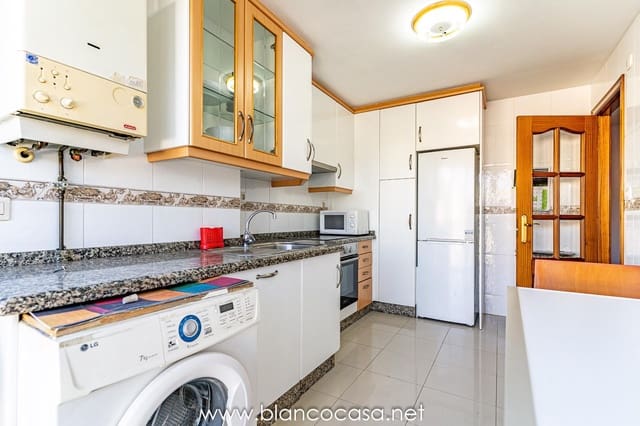 2 sypialnia Mieszkanie do wynajęcia w Carballo - 500 € (Ref: 9383371)