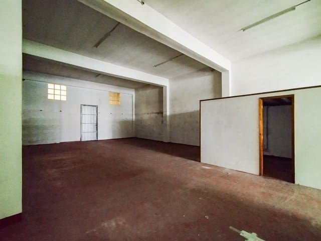 Virksomhed til leje i Carballo - € 650 (Ref: 9383373)