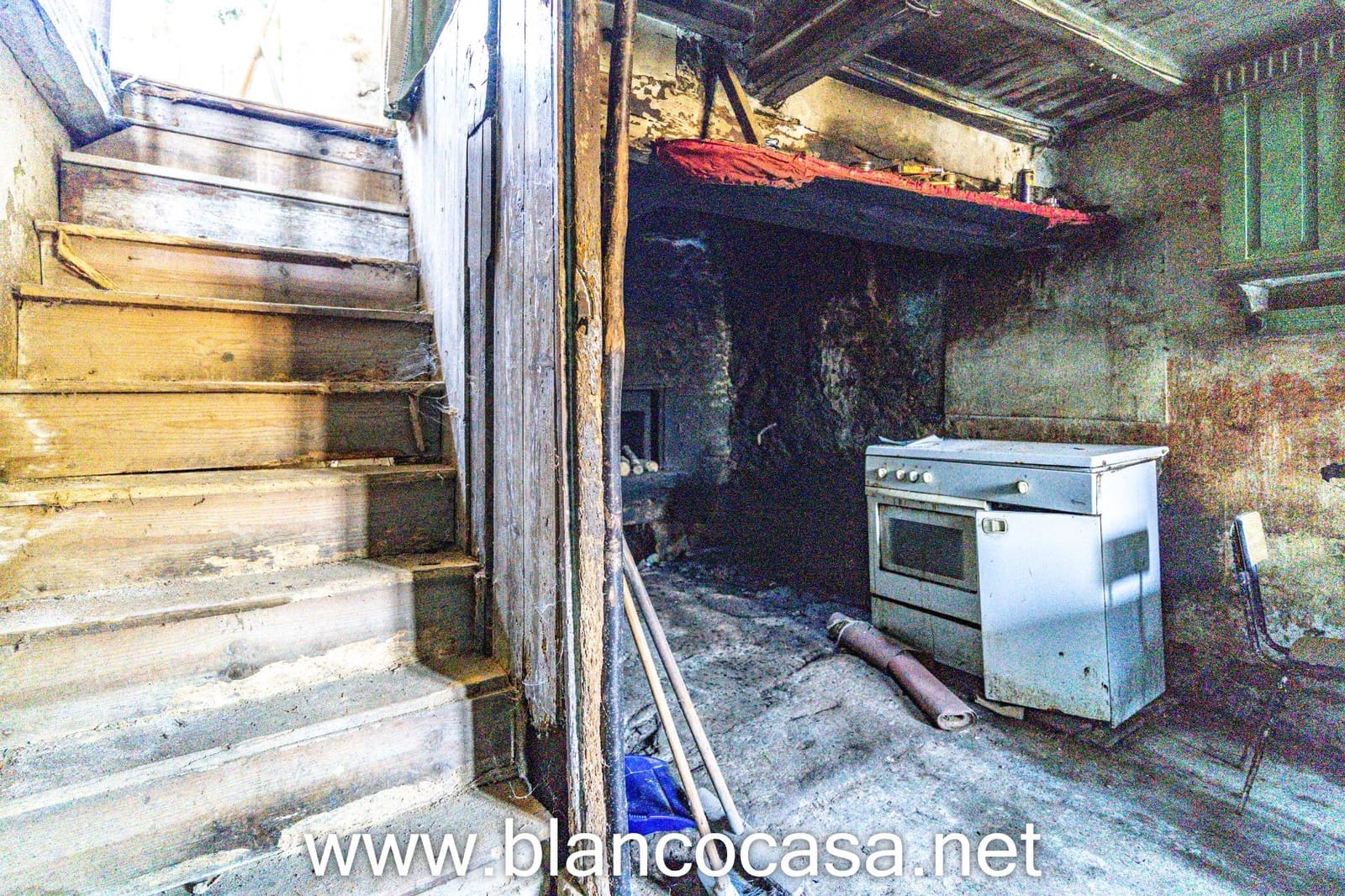 2 makuuhuone Maalaistalo myytävänä paikassa A Laracha - 135 990 € (Ref: 9383374)