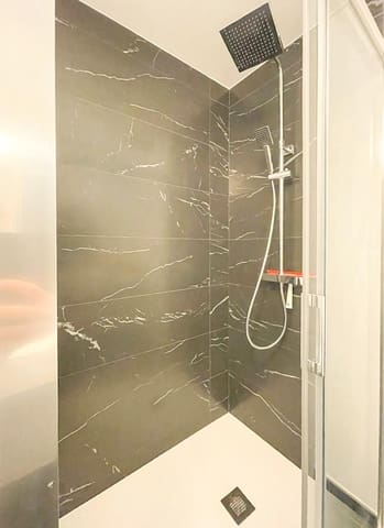 2 sovrum Hus att hyra i Carballo - 500 € (Ref: 9383377)