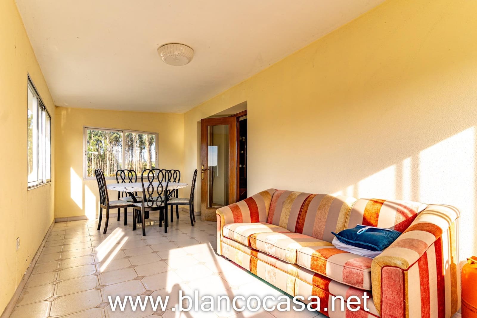 7 slaapkamer Finca/Landhuis te koop in Carballo met garage - € 299.900 (Ref: 9383378)