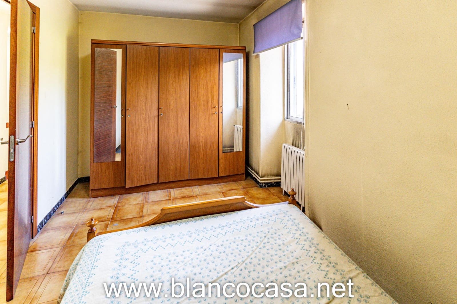 7 slaapkamer Finca/Landhuis te koop in Carballo met garage - € 299.900 (Ref: 9383378)