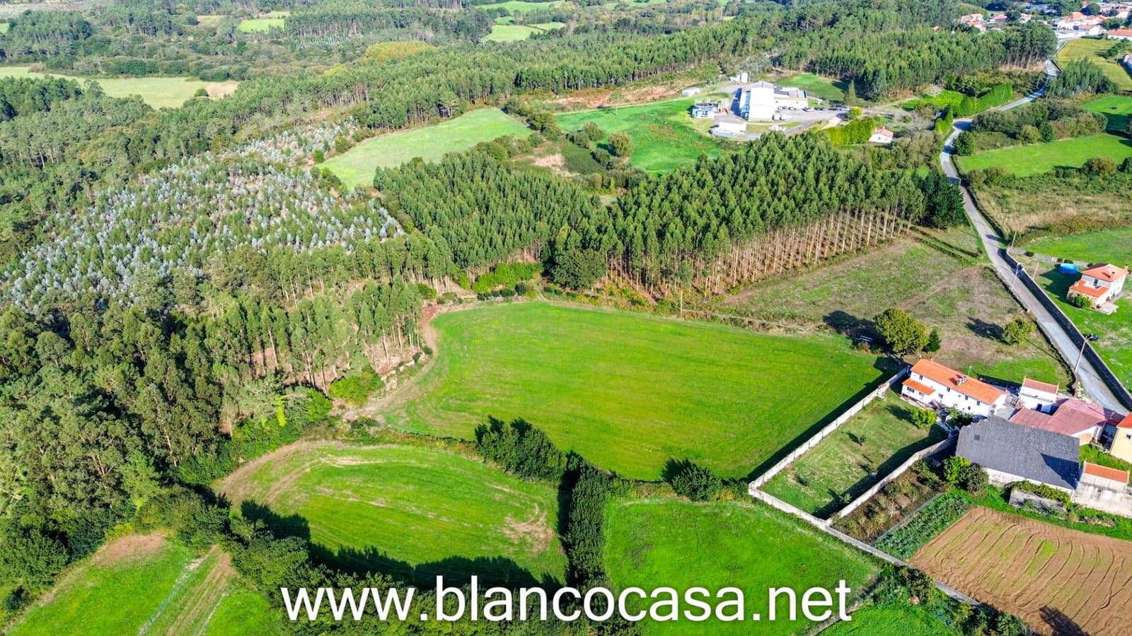 7 slaapkamer Finca/Landhuis te koop in Carballo met garage - € 299.900 (Ref: 9383378)