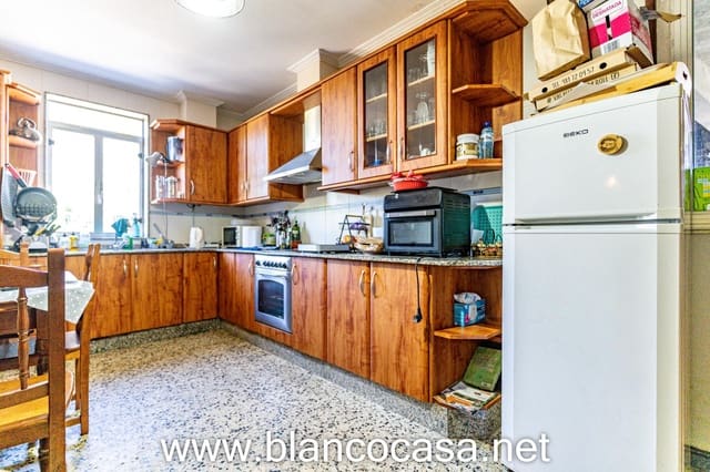 3 quarto Quinta/Casa Rural para venda em Malpica de Bergantiños com garagem - 153 900 € (Ref: 9383381)