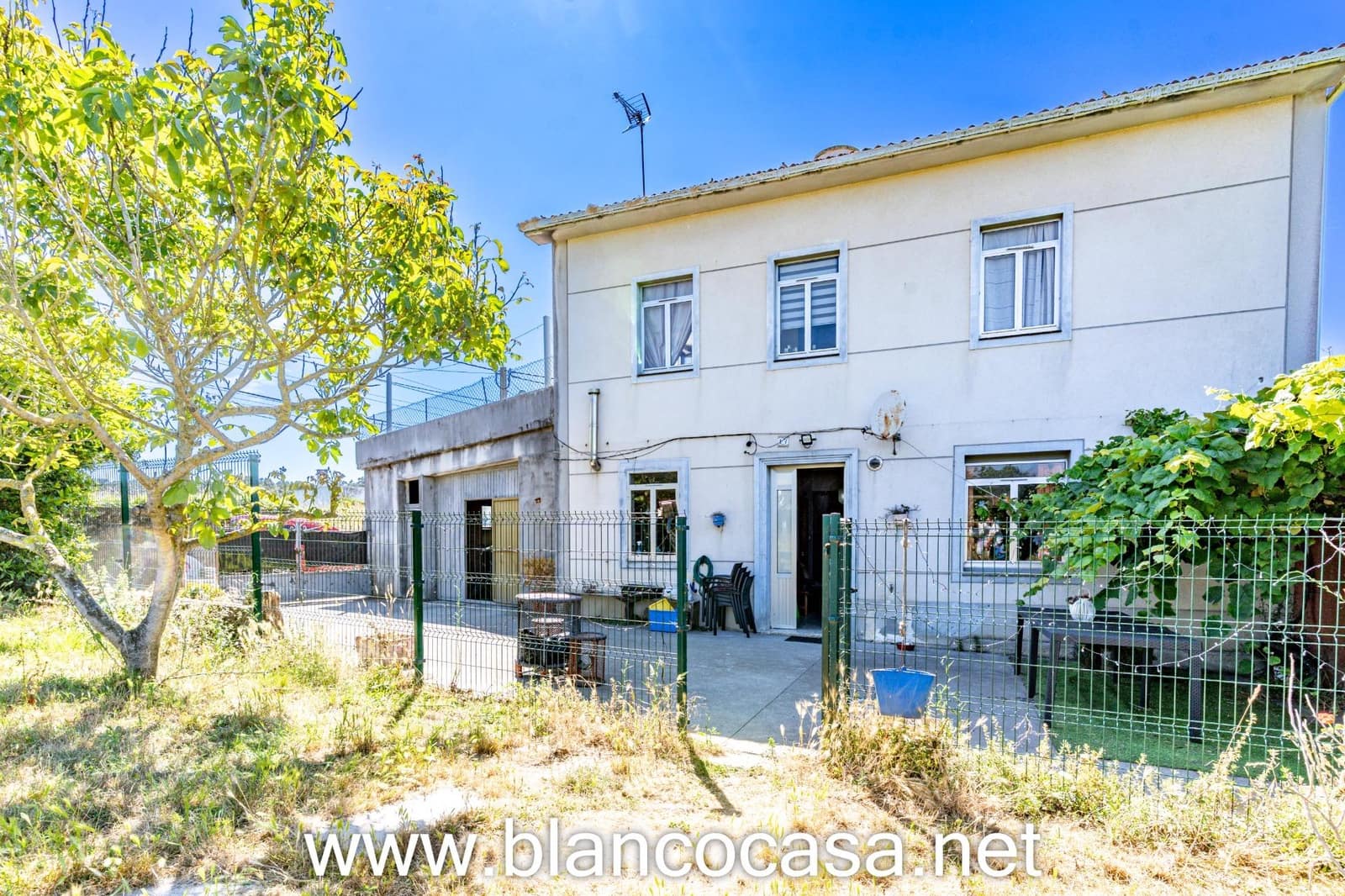 3 quarto Quinta/Casa Rural para venda em Malpica de Bergantinos com garagem - 153 900 € (Ref: 9383381)