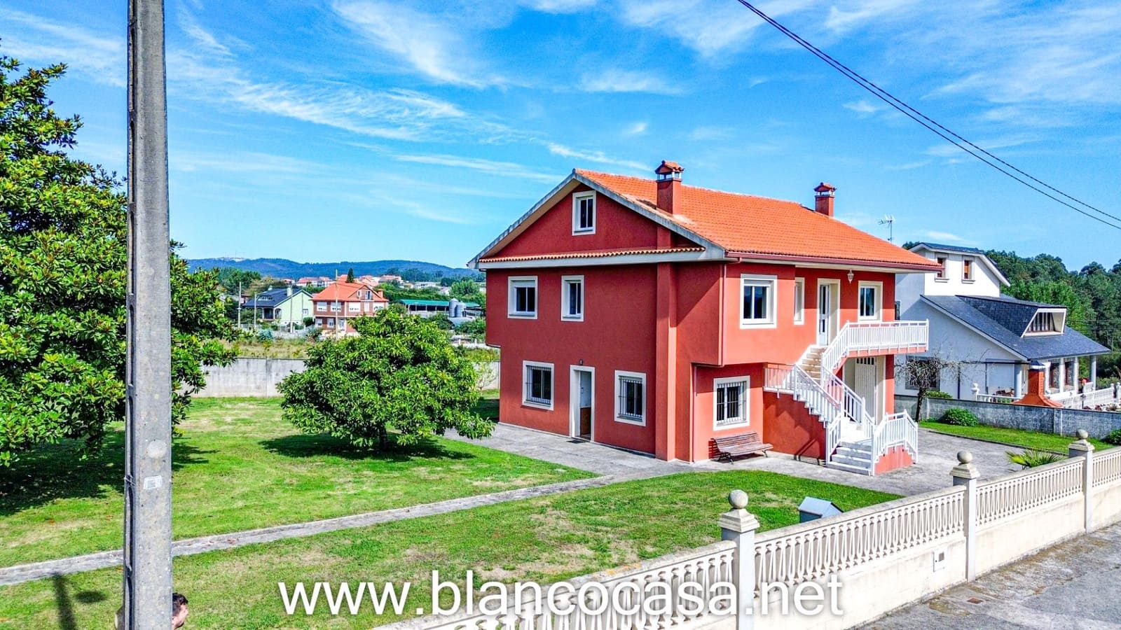 5 soverom Finca/Herregård til salgs i Carballo med garasje - € 284 900 (Ref: 9383383)