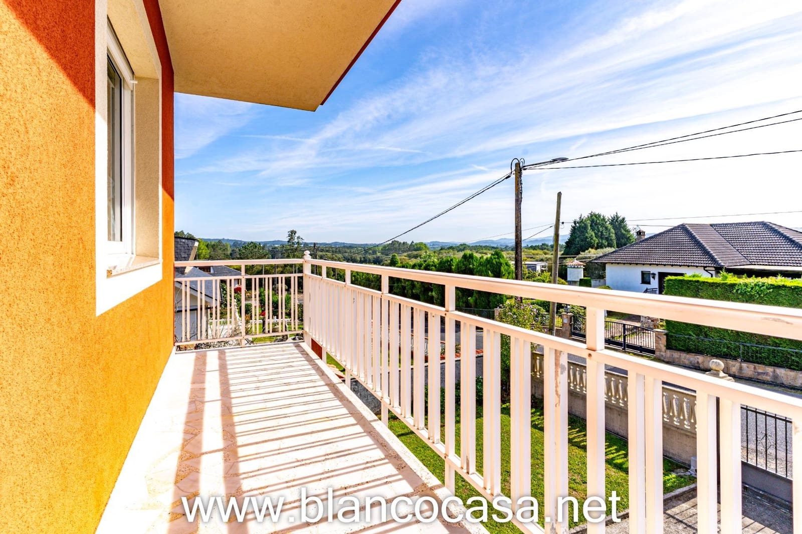 5 soverom Finca/Herregård til salgs i Carballo med garasje - € 284 900 (Ref: 9383383)