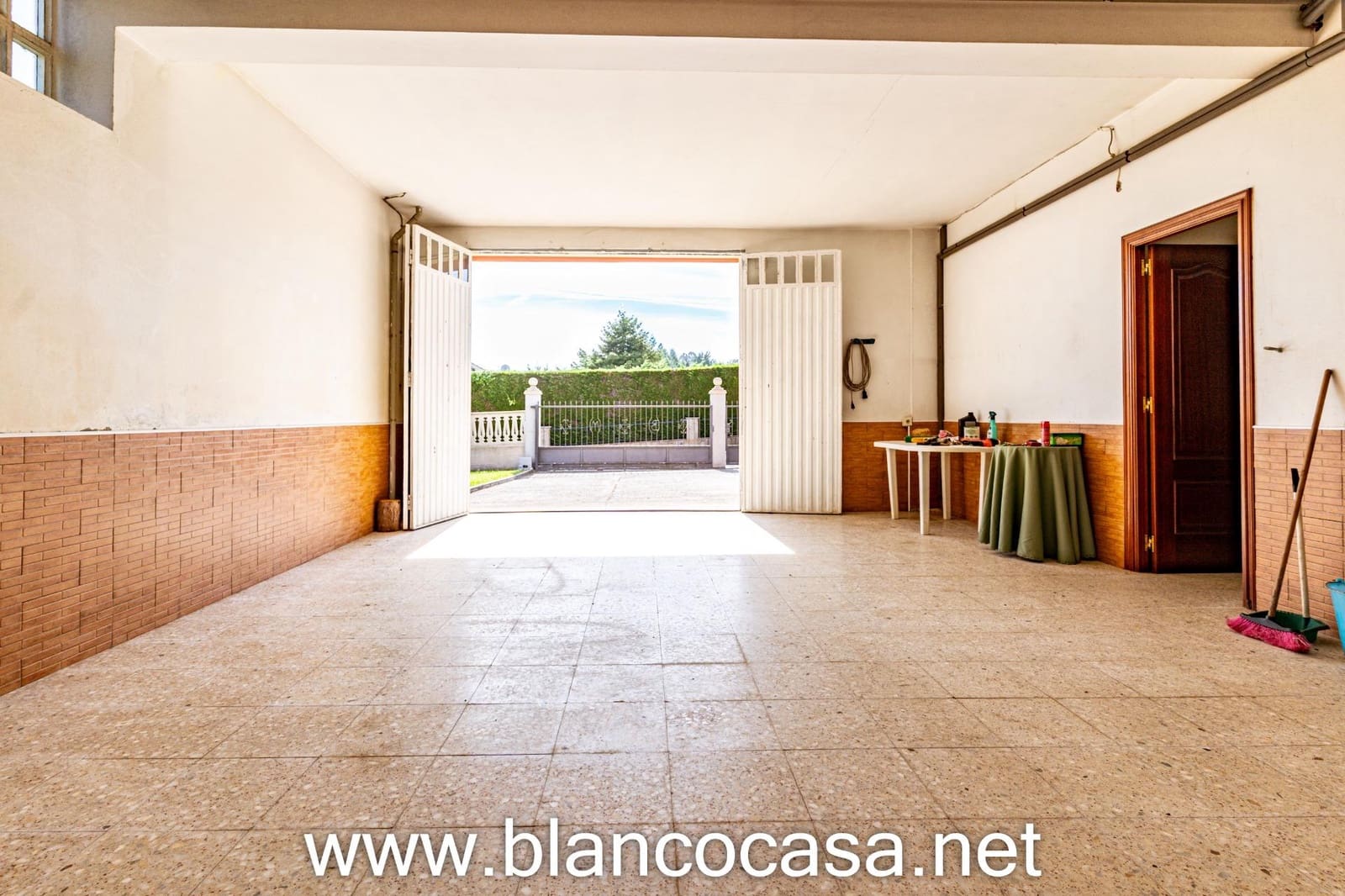 5 soverom Finca/Herregård til salgs i Carballo med garasje - € 284 900 (Ref: 9383383)