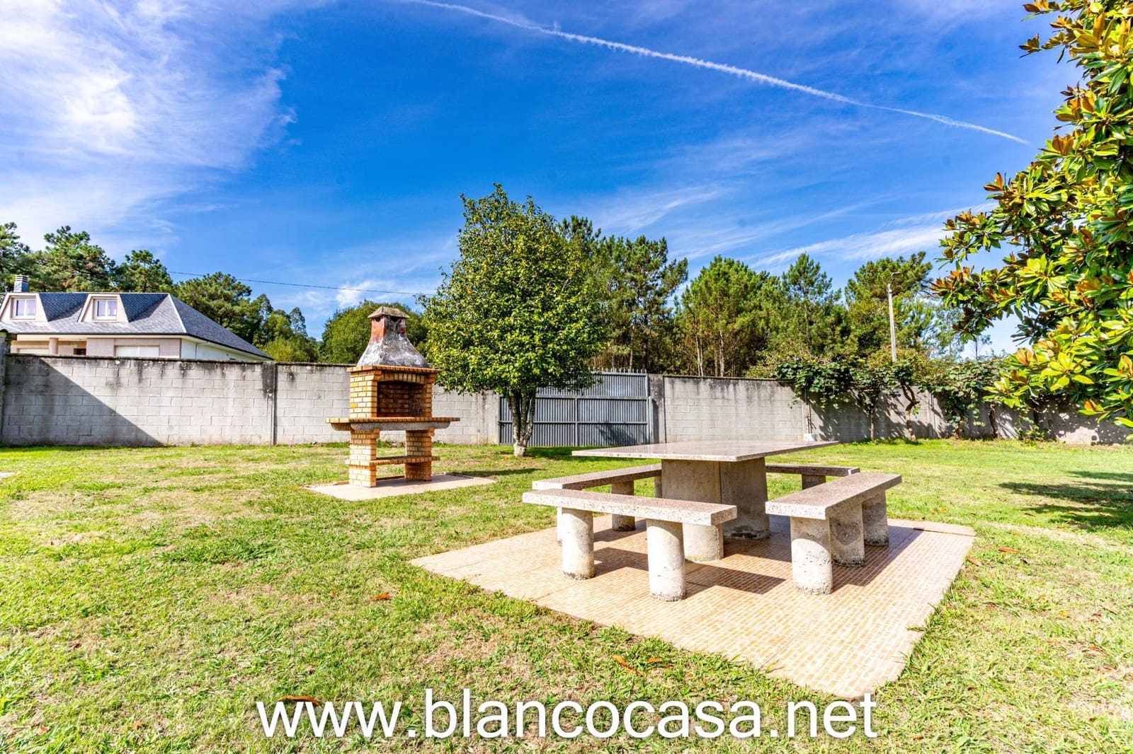 5 soverom Finca/Herregård til salgs i Carballo med garasje - € 284 900 (Ref: 9383383)