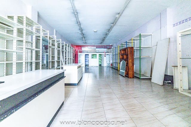 1 bedroom Commercial for sale in Carballo - € 139,990 (Ref: 9383384)