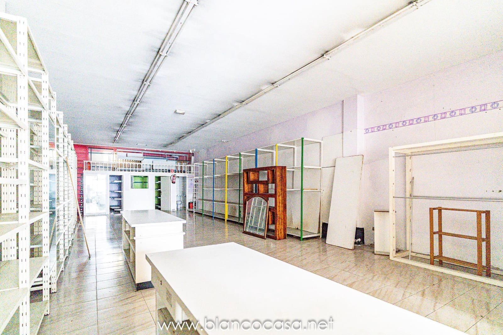 1 slaapkamer Commercieel te koop in Carballo - € 139.990 (Ref: 9383384)